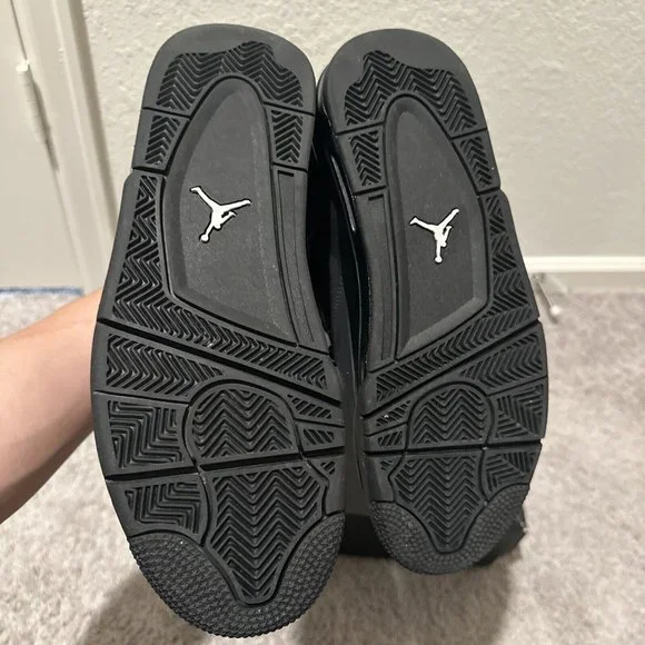 Size 9.5 - Jordan 4 Retro Mid Black Cat - Picture 4 of 5